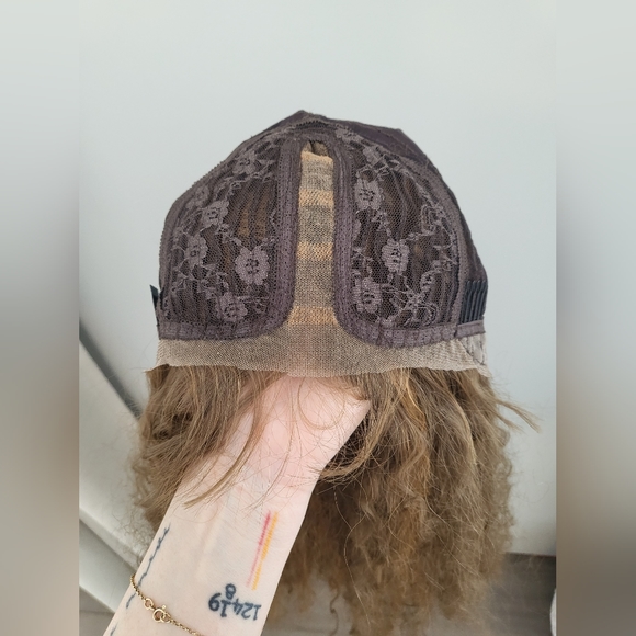 Lace Front Wig - Picture 3 of 6